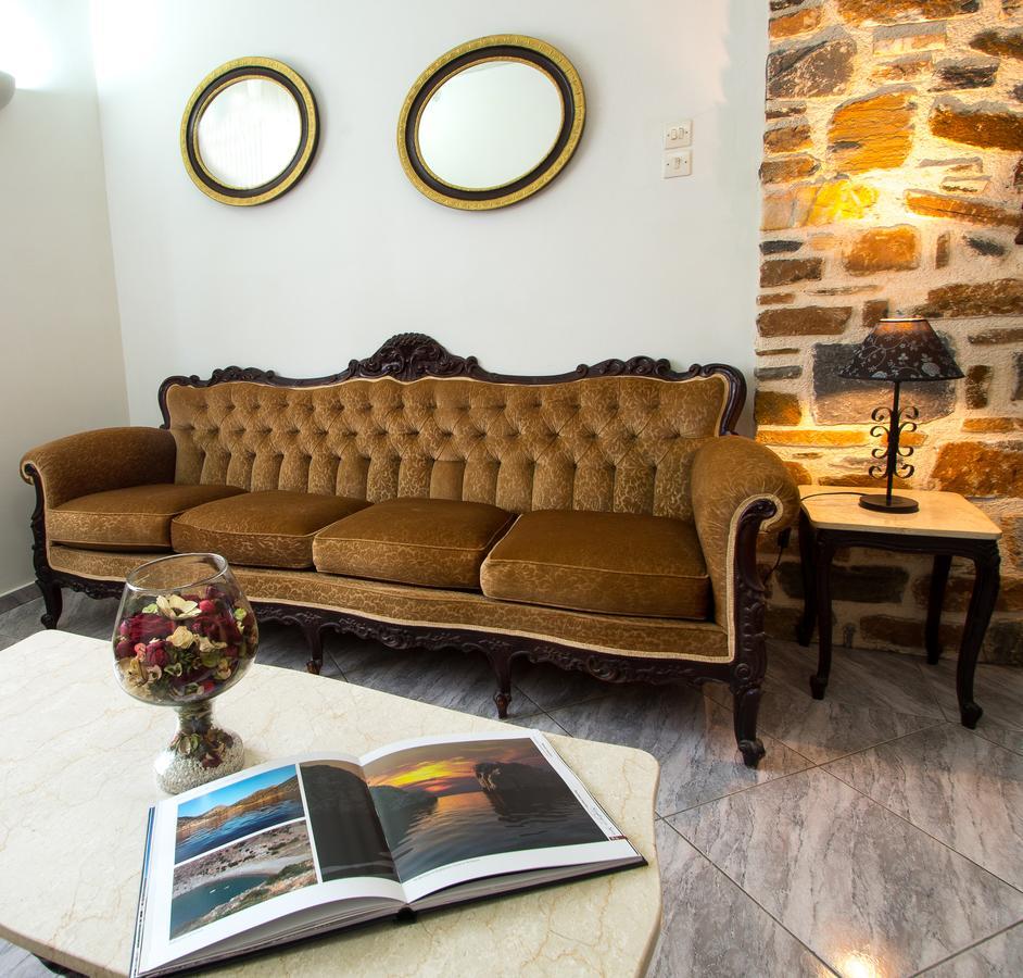 Syros Atlantis 3* Vári