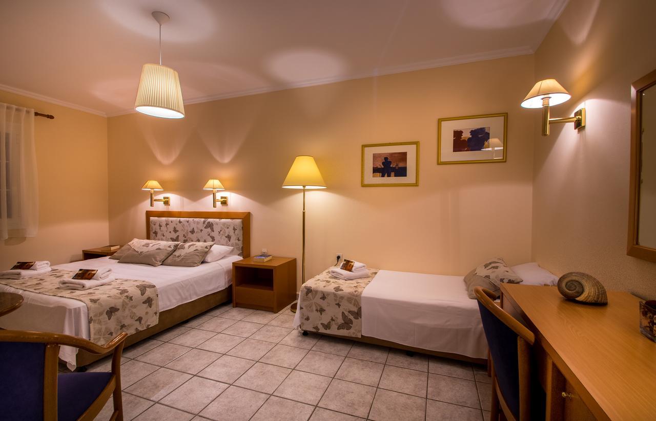 Hotel Syros Atlantis Vári