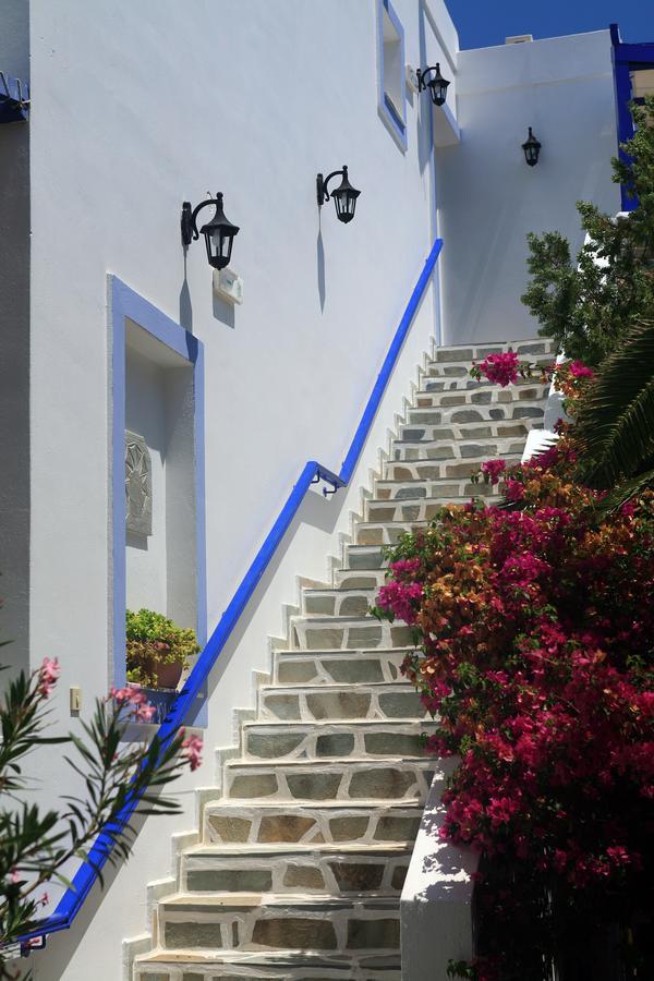 Syros Atlantis 3* Vári